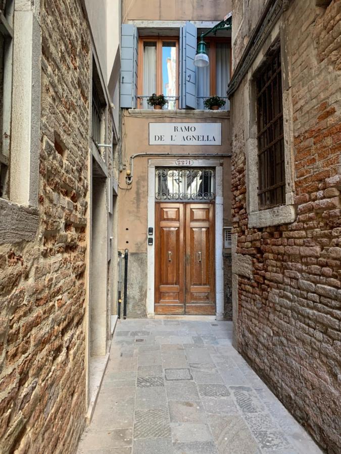 Regina - Romantic Studio Near Rialto Venedig Exterior foto